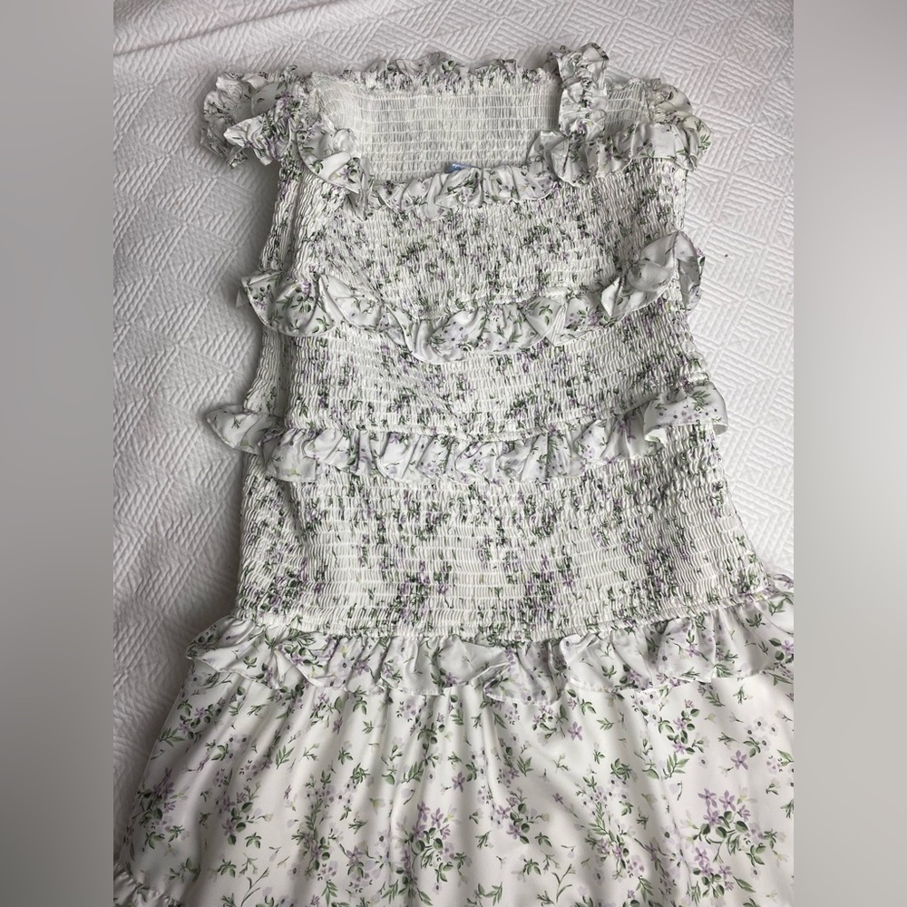 Antonio Melani Smocked Floral Ruffle Tiered Dress. Size 10 - Picture 5 of 9